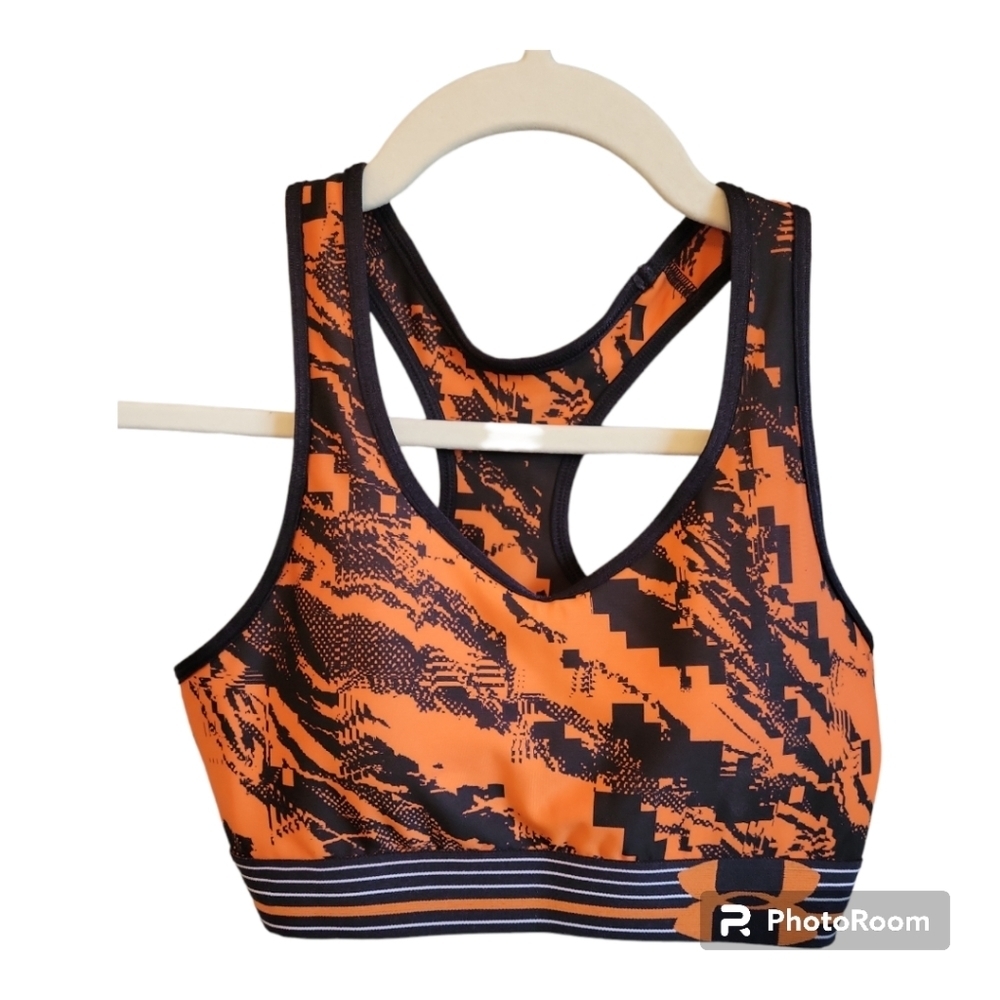 NWOT Under Armour Sports Bra - Picture 2 of 8